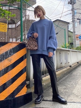 「Dr. Martens（ドクターマーチン）のDr.ﾏｰﾁﾝ　1460　8ホール（ブーツ）」を使った、cameronさん（レディース・167cm）の秋コーディネート