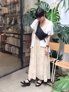 Karin Fengさんのコーディネート