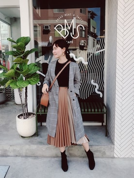 Karin Fengさんのコーディネート