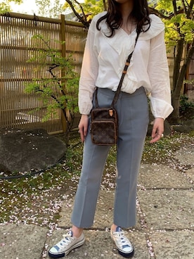 「SONA（ソナ）のアイテム（スラックス）」を使った、𝕄𝕒𝕣𝕚𝕟𝕠さん（レディース・158cm）の春コーディネート