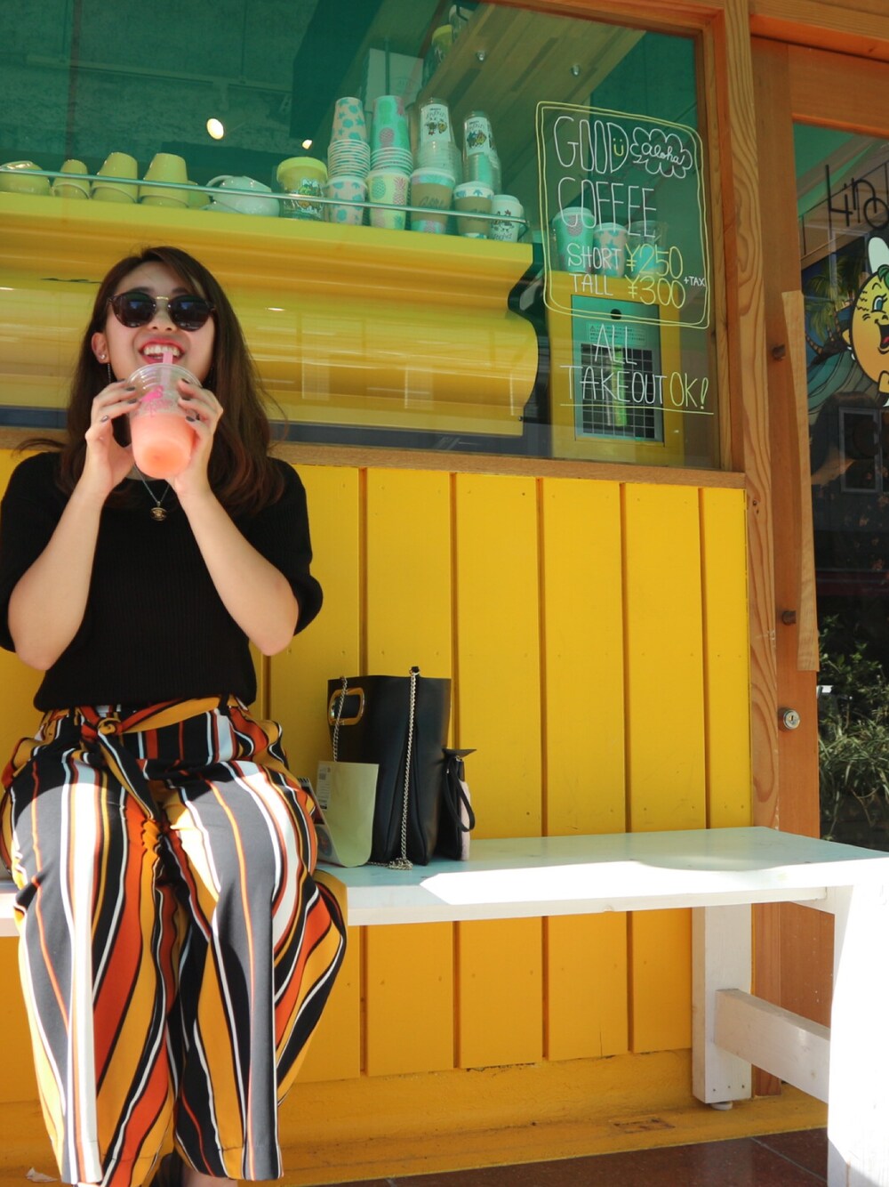 「ZARA、ワイドパンツ」｜「ZARAのアイテム（バッグ、ブラック系）」を使った、なっちさん（レディース・154cm）の夏コーディネートの1枚目の写真
