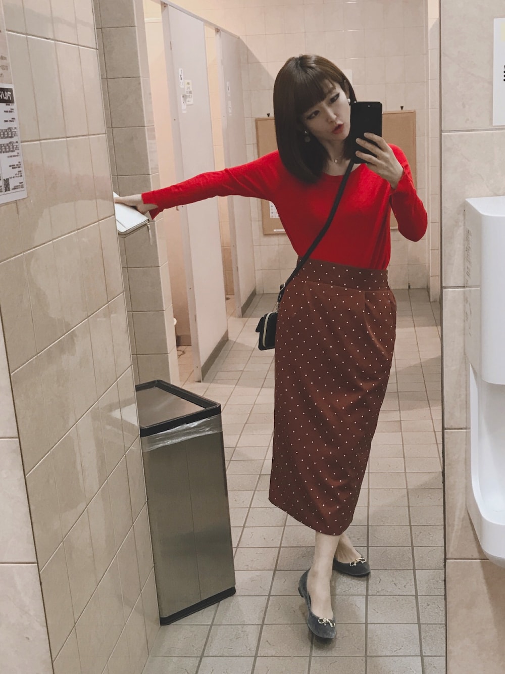 「秋コーデ」｜「ZARAのアイテム（ニット/セーター、レッド系）」を使った、みんみんさん（レディース・161cm）の秋コーディネートの1枚目の写真