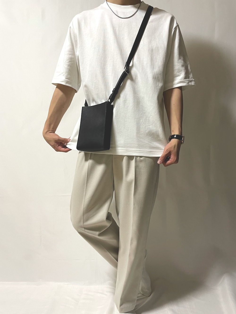 「シンプル、WYM、WYM LIDNM、高校生、春コーデ、キレイめ、インスタやってます、instagramフォローお願いします、春、夏」｜「WYM LIDNMの【WYM LIDNM】PE/RAYON RELAX PANTS（その他パンツ、ホワイト系）」を使った、hikaruさん（メンズ・168cm）の春コーディネートの1枚目の写真