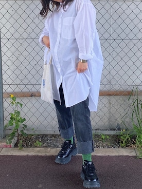 「アイテム（シャツワンピース）」を使った、萌香さん（レディース・163cm・10代）の春コーディネート