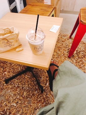 「Teva（テバ）のTeva / プラットフォーム ユニバーサル（サンダル）」を使った、ちゃんさん（レディース・153cm）の夏コーディネート