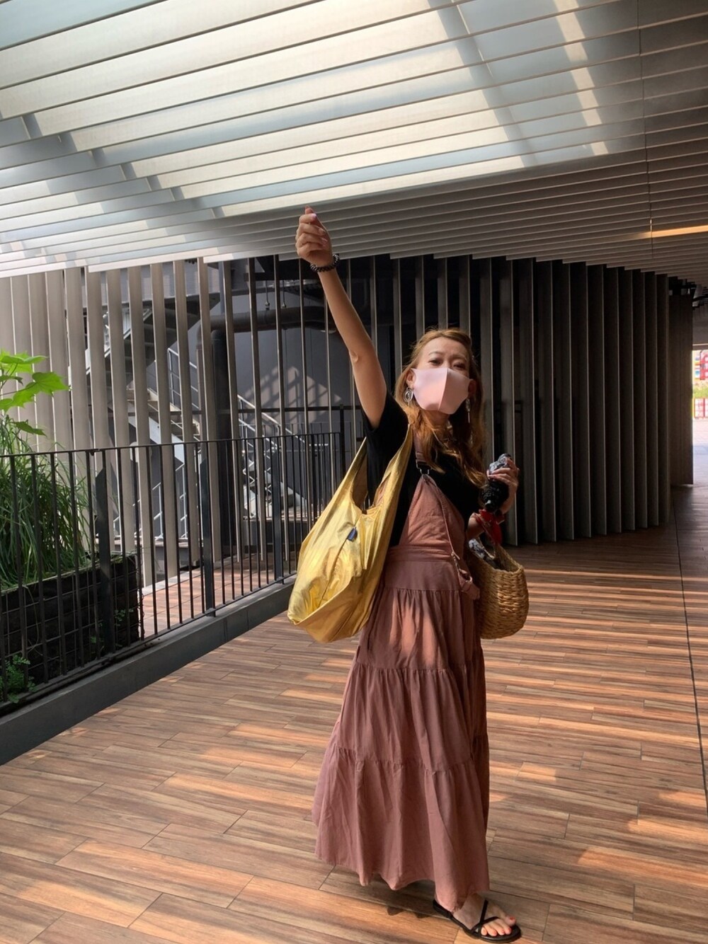 「楽チンコーデ、夏、サンダル」｜「JUNOAHのティアードスカートサロペット（サロペット/オーバーオール、ピンク系）」を使った、Yuko★さん（レディース・149cm）の夏コーディネートの1枚目の写真