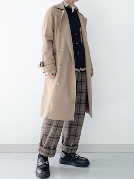 「コラボ」｜「アイテム（トレンチコート）」を使った、わしさん（メンズ・164cm）の冬コーディネート