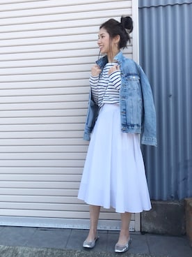「シルバーシューズ」｜「アイテム（デニムジャケット）」を使った、hirorinさん（レディース・165cm）の春コーディネート