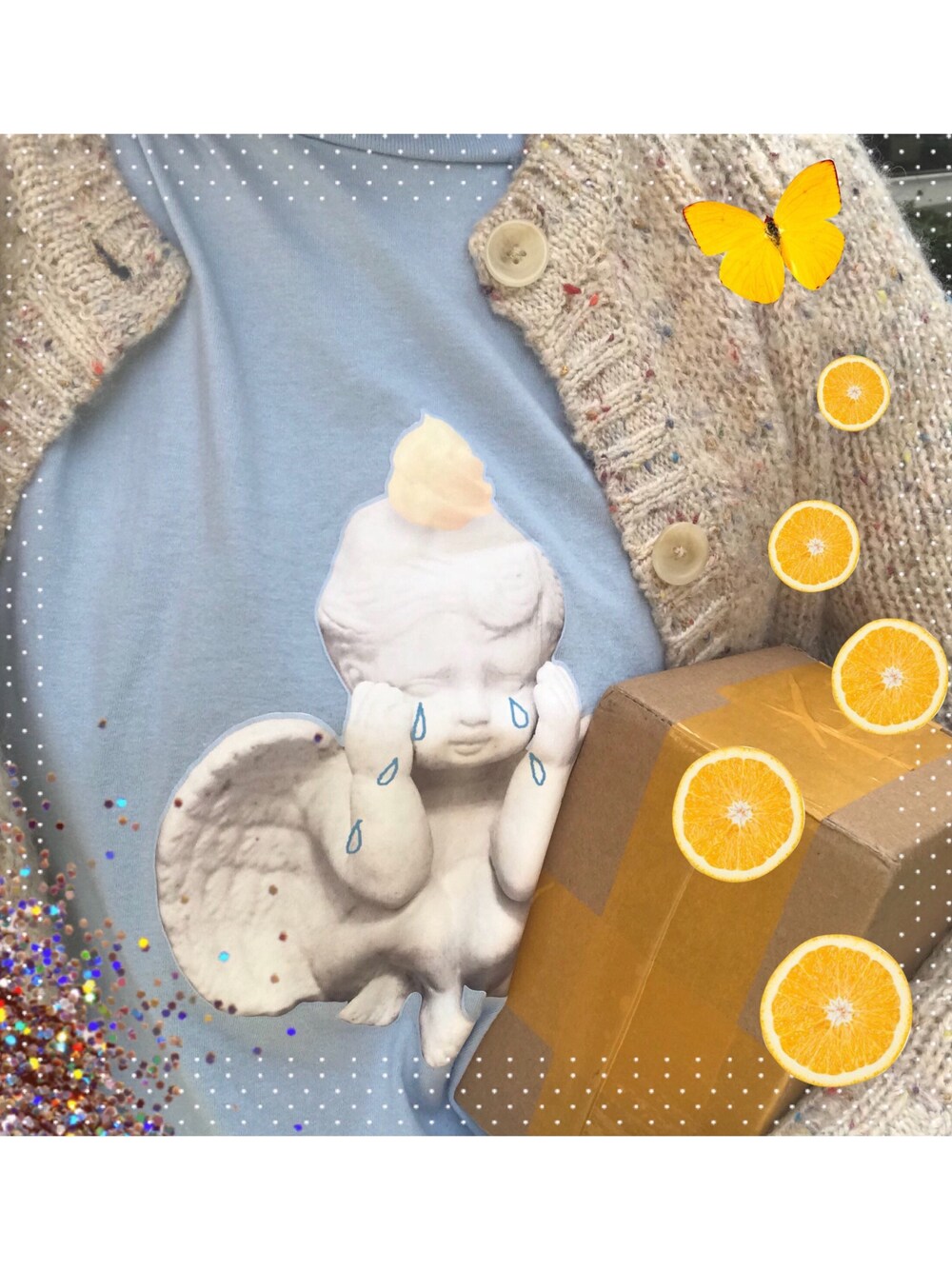 「透明山洞のアイテム（Tシャツ/カットソー、ブルー系）」を使った、toma是小栗旬的さん（レディース・158cm）の秋コーディネートの1枚目の写真