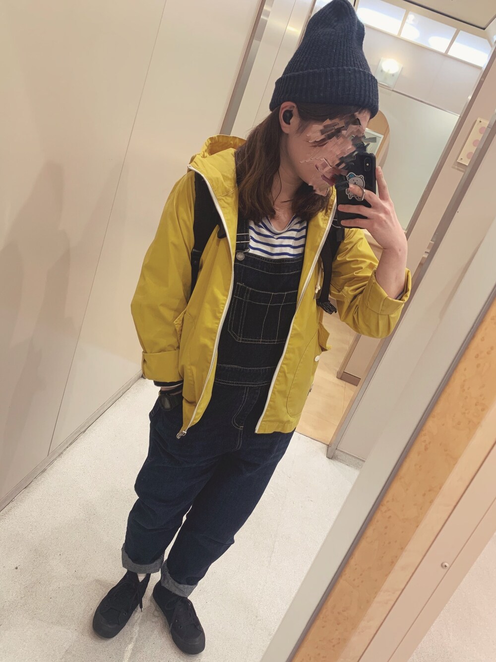 「CHUMSのアイテム（マウンテンパーカー、イエロー系）」を使った、さゆりんごさん（レディース・152cm）の春コーディネートの1枚目の写真