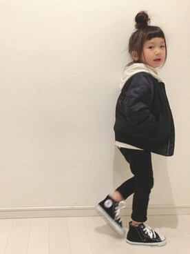 「BRANSHES（ブランシェス）のアイテム（MA-1）」を使った、kii_memeさん（キッズ・100cm）の冬コーディネート