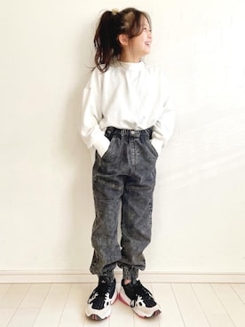 「RADCHAP（ラッドチャップ）のアイテム（パンツ）」を使った、kii_memeさん（キッズ・130cm）の冬コーディネート