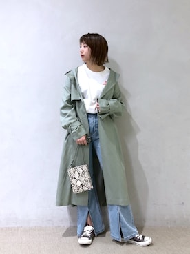 「スリットパンツ」｜「アイテム（トレンチコート）」を使った、marukaさん（レディース・159cm）の冬コーディネート