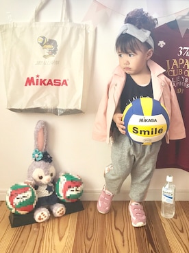「アイテム（ライダースジャケット、ピンク系）」を使った、˙˳⋆﻿୨୧あい୨୧˙˳⋆﻿さん（キッズ・90cm）の秋コーディネート