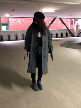 「off white」｜「アイテム（ハンチング/ベレー帽）」を使った、yuri (ゆり)さん（レディース・164cm）の冬コーディネート