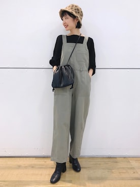 「RAG MACHINE（ラグマシーン）のアイテム（サロペット/オーバーオール）」を使った、suchanさん（レディース・158cm）の冬コーディネート