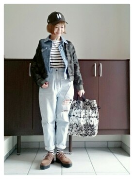 「柄×柄」｜「アイテム（その他シューズ）」を使った、tomaさん（レディース・153cm）の春コーディネート