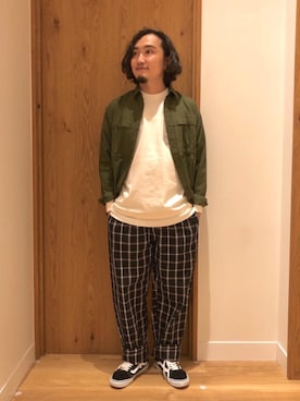 「SMITH'S（スミス）のアイテム（トップス）」を使った、coen   いけださん（メンズ・168cm）の夏コーディネート