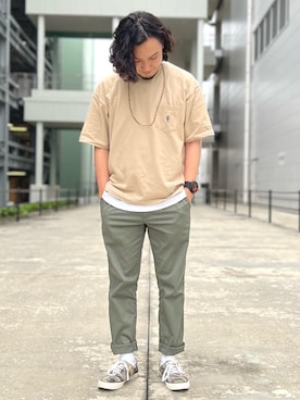 「coen（コーエン）の”ワンポイント刺繍シリーズ”働く人刺繍Tシャツ（Tシャツ/カットソー、ベージュ系）」を使った、coen   いけださん（メンズ・168cm）の夏コーディネート