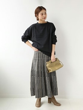 「DECKE（デッケ）のアイテム」を使った、misatoさん（レディース・160cm）の秋コーディネート