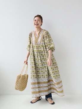 「アイテム（サンダル、ゴールド系）」を使った、misatoさん（レディース・160cm）の春コーディネート