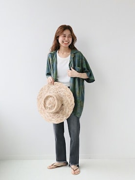 「アイテム（サンダル、ゴールド系）」を使った、misatoさん（レディース・160cm）の春コーディネート