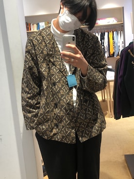 「ITTI（イッチ）のアイテム（キーケース/キーアクセサリー）」を使った、峻典さん（メンズ・183cm）の春コーディネート