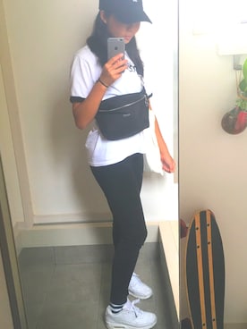 「MOUSSY（マウジー）のWAIST&SHOULDER BAG（ショルダーバッグ）」を使った、Rannaさん（レディース・156cm）の秋コーディネート