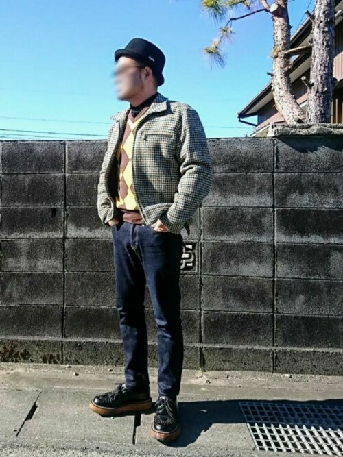 カホン Uniqloのデニムパンツを使ったコーディネート Wear