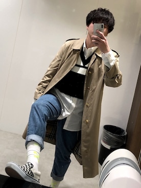 「OFF-WHITE」｜「アイテム（トレンチコート）」を使った、りゅうのすけさん（メンズ・174cm）の冬コーディネート