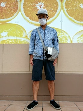 「TOMS（トムス）のアイテム（スリッポン）」を使った、Gottanyさん（メンズ・177cm）の秋コーディネート