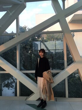 「MEIER.Q（マイヤーキュー）のアイテム（トレンチコート）」を使った、Josieさん（レディース・171cm）の冬コーディネート