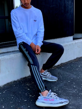 「Yeezy（イージー）のアイテム（パンツ）」を使った、Kötäröさん（メンズ・168cm）の春コーディネート