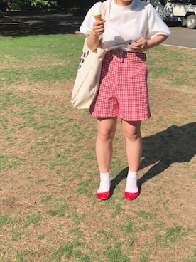 ゆに子さんのコーディネート