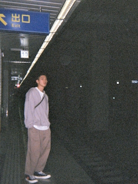 「CDG（シーディージー）のアイテム（シューズ）」を使った、二哥さん（メンズ・173cm）の秋コーディネート