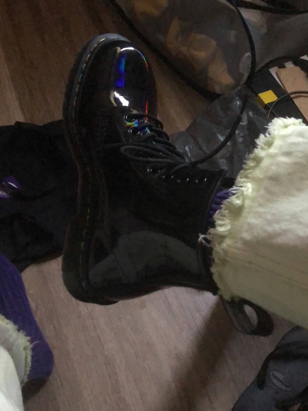 「doc martensのアイテム（ブーツ、ブラック系）」を使った、chaoticyleさん（メンズ・175cm）の秋コーディネートの1枚目の写真