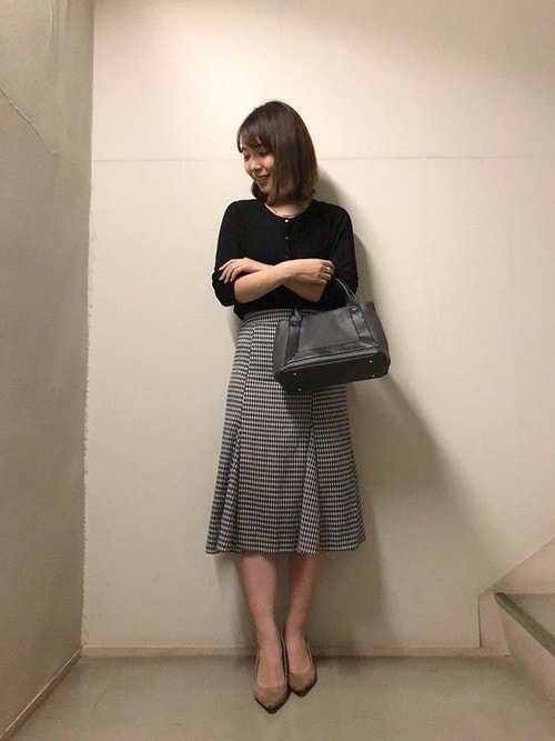 KOBE LETTUCE本部神戸レタスさんのカーディガン/ボレロ「選べる3デザイン ウォッシャブルシルクタッチニットカーディガン(KOBE LETTUCE|コウベレタス)」を使ったコーディネート