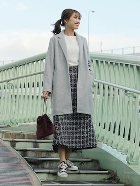 「KOBE LETTUCE」｜「アイテム（チェスターコート）」を使った、神戸レタスさん（レディース・164cm）の秋コーディネート