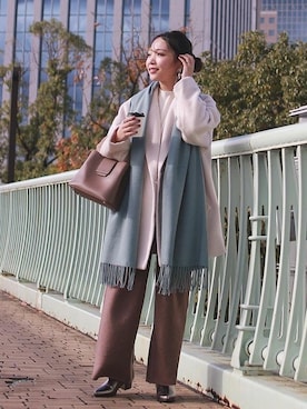 「KOBE LETTUCE」｜「アイテム（チェスターコート）」を使った、神戸レタスさん（レディース・161cm）の冬コーディネート