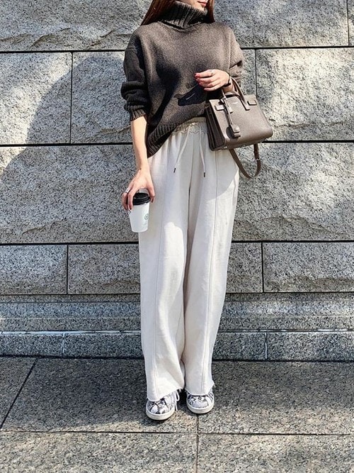 KOBE LETTUCE�{���_�˃��^�X����̃X�E�F�b�g�p���c�u�Z���^�[�v���X�X�E�F�b�g���C�h�p���c�iKOBE LETTUCE�b�R�E�x���^�X�j�v���g�����R�[�f�B�l�[�g