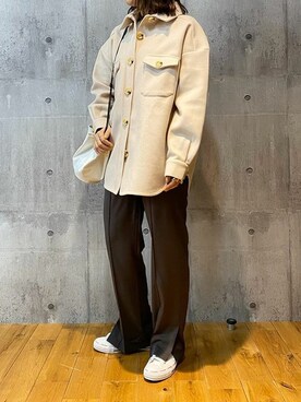 「オーバーサイズシャツ」｜「アイテム（その他アウター）」を使った、神戸レタスさん（レディース・158cm）の冬コーディネート