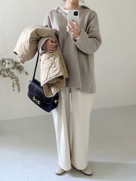 「アイテム（ダウンジャケット/コート、ベージュ系）」を使った、神戸レタスさん（レディース・158cm）の春コーディネート