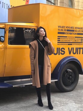 「アイテム（ダッフルコート、ブラウン系）」を使った、梨酥酥了さん（レディース・166cm）の冬コーディネート