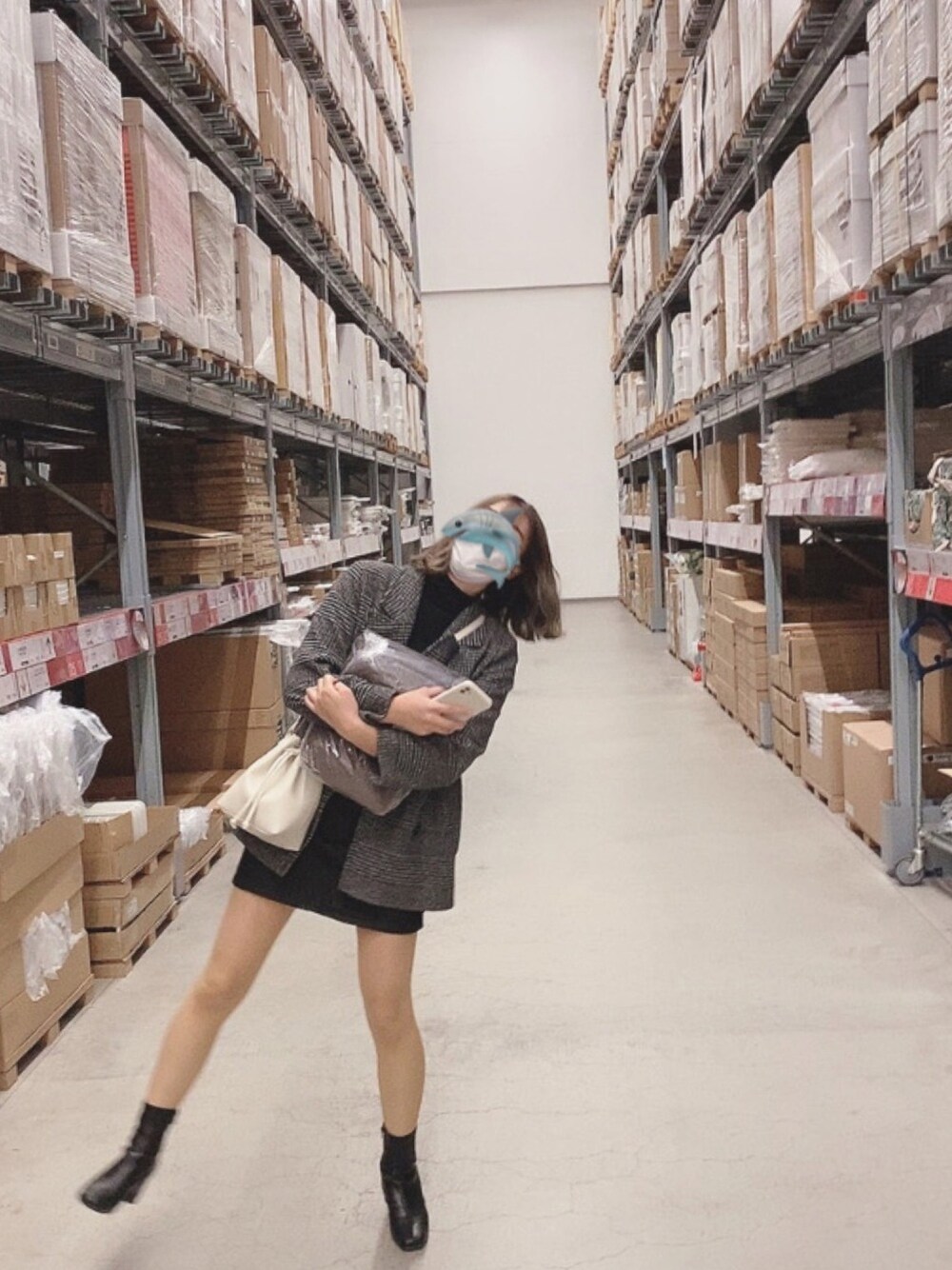 「年末WEAR感謝祭、シンプル、プチプラ、おしゃれさんと繋がりたい、ootd、ショートブーツ、タートルネック、GU、韓国ファッション、IKEA」｜「GUのアイテム（ジャケット/アウター、ブラック系）」を使った、윤영さん（レディース・169cm）の冬コーディネートの1枚目の写真