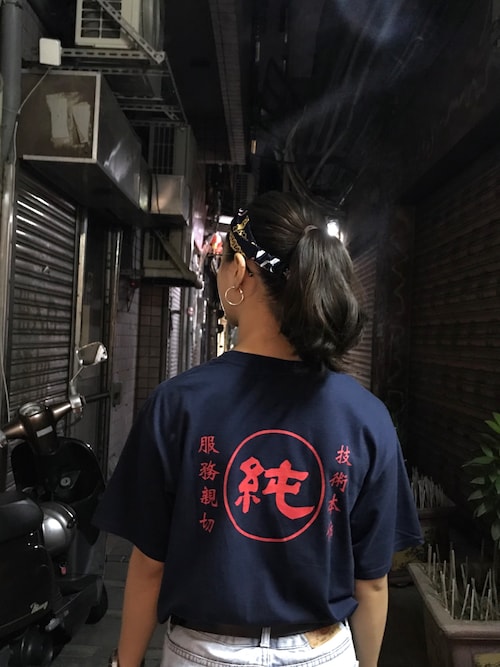 香蘭男子電棒燙　Tシャツ　S　黒　ショップ袋とステッカー1枚付き 香蘭男子電棒燙 Tシャツ S ネイビー ショップ袋とステッカー1枚