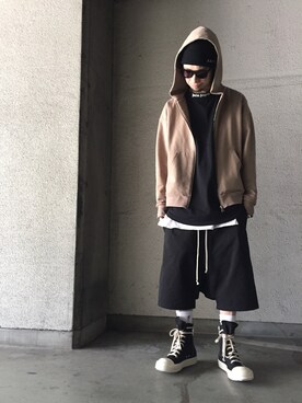「DRKSHDW（ダークシャドウ）のアイテム」を使った、shintaro itoさん（メンズ・173cm）の冬コーディネート