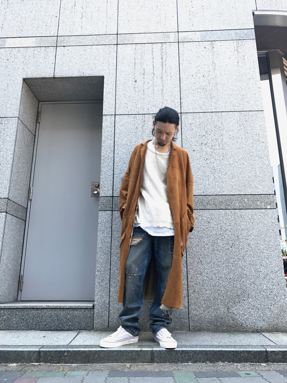 「LHP、sulvam、REESECOOPER、VANS、ラフ、カジュアル、スニーカー、デニムパンツ、オーバーサイズ」｜「VANSのアイテム（スニーカー、パープル系）」を使った、shintaro itoさん（メンズ・173cm）の夏コーディネートの1枚目の写真