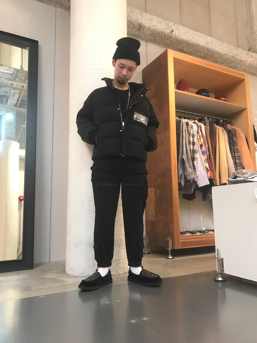 「ビッグシルエット、ブラック、LHP、冬コーデ、Danke schon、misbhv、PALM ANGELS」｜「Palm Angelsのアイテム（ローファー、ブラック系）」を使った、shintaro itoさん（メンズ・173cm）の秋コーディネートの1枚目の写真
