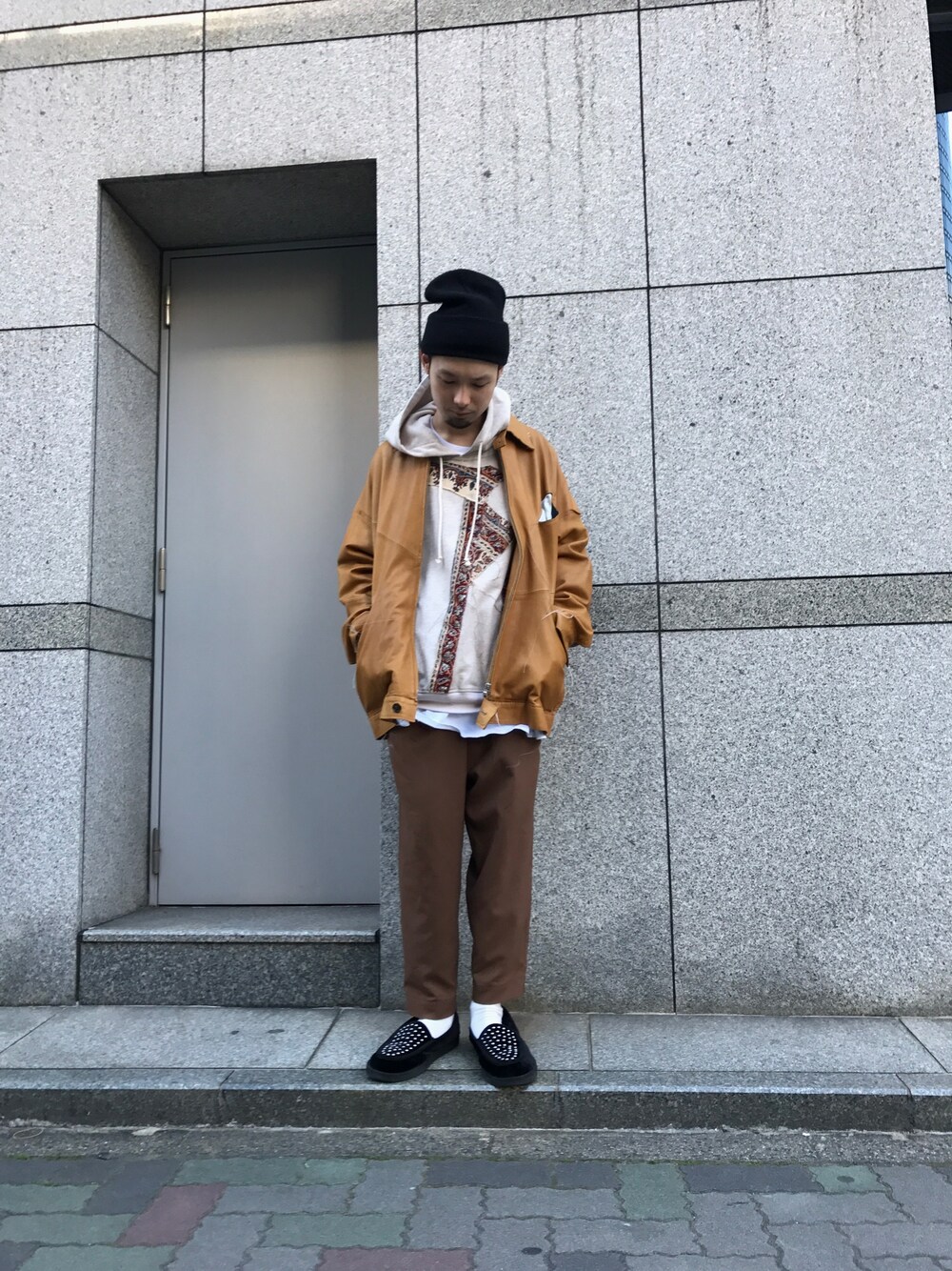 「LHP、sulvam、MARNI、PALM ANGELS、オトナカジュアル、ビッグシルエット、ワイドパンツ」｜「Palm Angelsのアイテム（ローファー、ブラック系）」を使った、shintaro itoさん（メンズ・173cm）の冬コーディネートの1枚目の写真