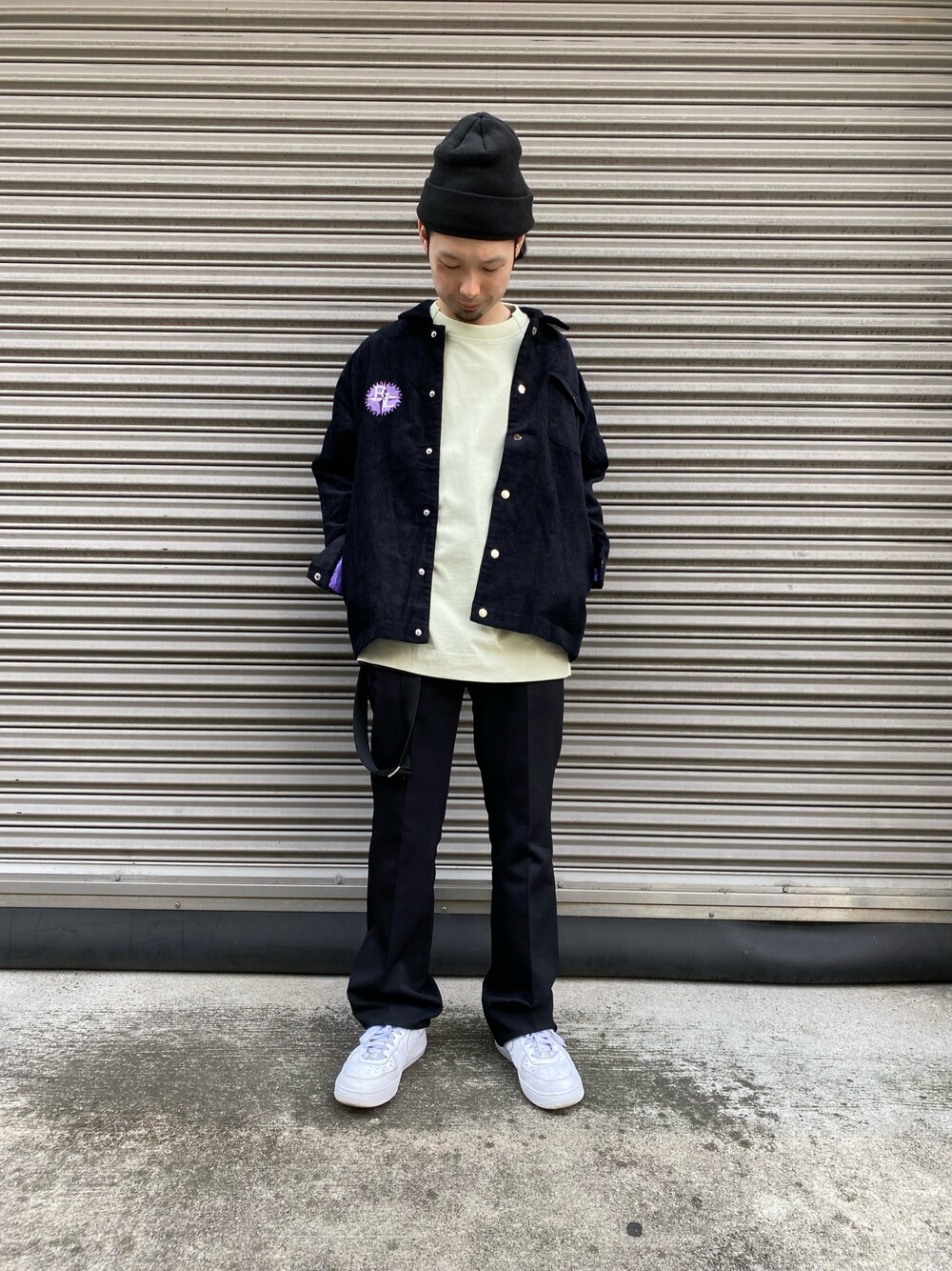「NIKE、LHP、soe、シンプルコーデ、春コーデ、ゆるコーデ、JACQUEMUS、FLAN」｜「NIKEのNIKE/ナイキ/エア フォース 1 LOW '07（スニーカー、ホワイト系）」を使った、shintaro itoさん（メンズ・173cm）の春コーディネートの1枚目の写真